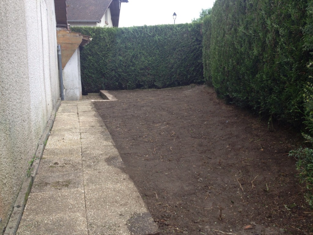 Remise en état du jardin terminé