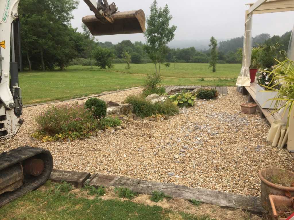 démolition d'un bassin et agrandissement d'une terrasse bois